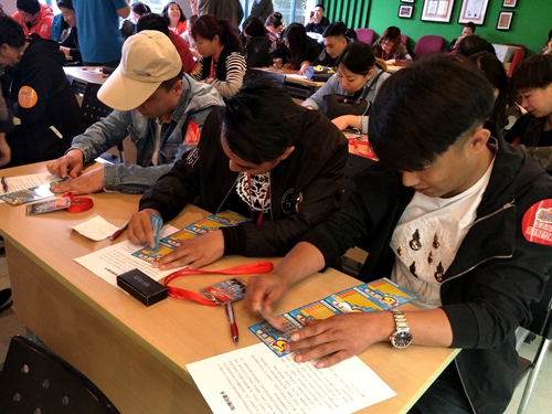 3.参与“幸运PK王”游戏