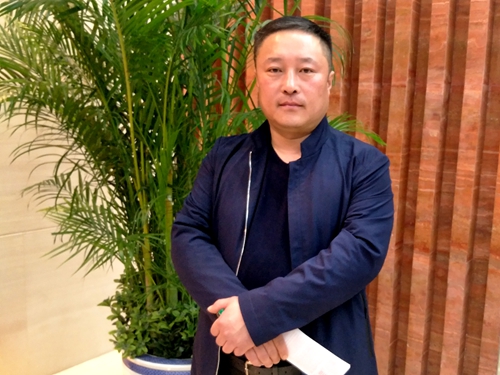 耿先生_副本