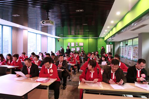 江苏代表团走进刮刮乐1