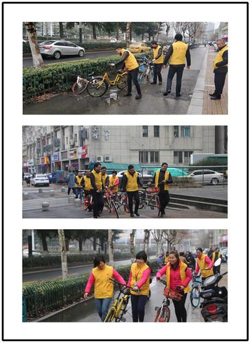 市中心学雷锋志愿者在行动 市中心学雷锋志愿者在行动
