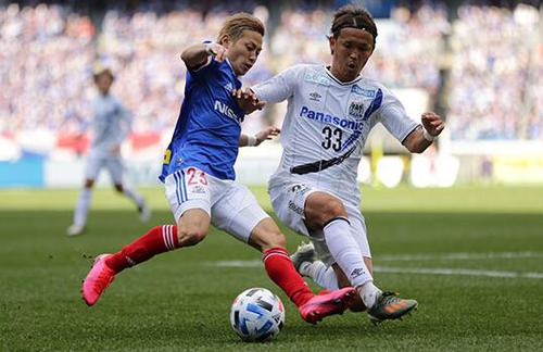 横滨水手vs大阪钢巴1