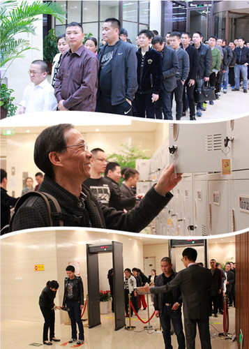 彩民代表排队存包安检